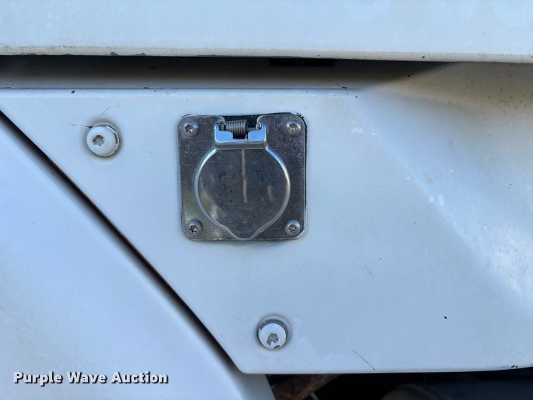 image for item FB3579 2005 Sterling A9500  semi truck