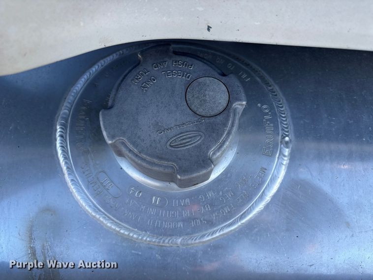 image for item FB3579 2005 Sterling A9500  semi truck