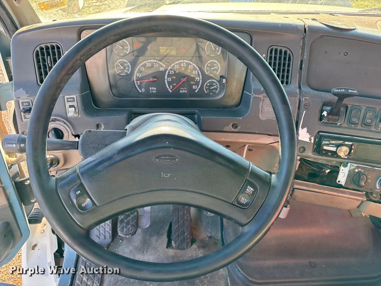 image for item FB3579 2005 Sterling A9500  semi truck