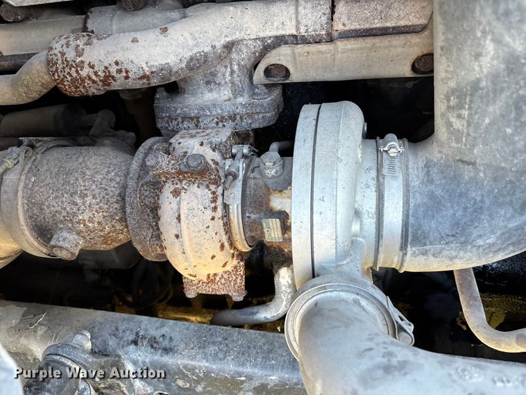 image for item FB3579 2005 Sterling A9500  semi truck