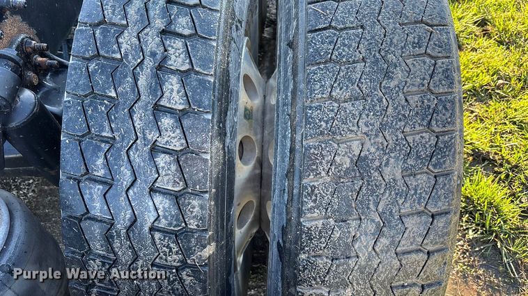 image for item FB3579 2005 Sterling A9500  semi truck