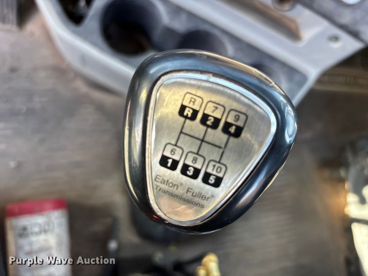 image for item FB3580 2013 Freightliner Coronado semi truck