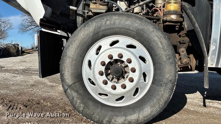 image for item FB3580 2013 Freightliner Coronado semi truck