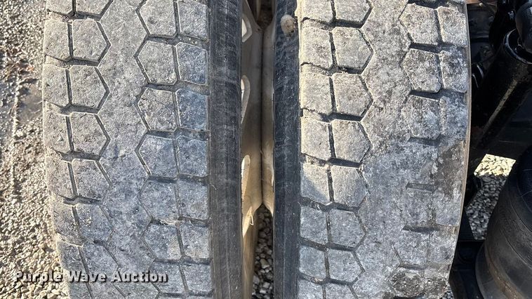 image for item FB3580 2013 Freightliner Coronado semi truck