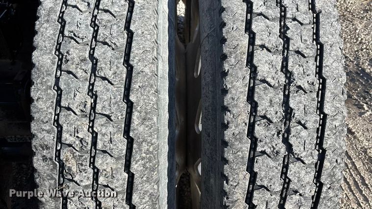 image for item FB3580 2013 Freightliner Coronado semi truck