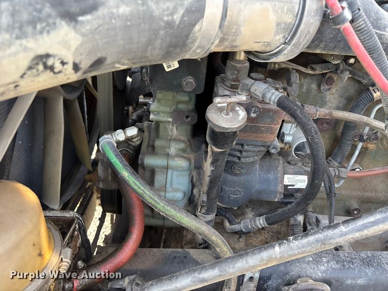 image for item FB3581 2006 Freightliner Classic semi truck