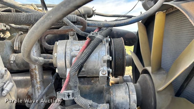 image for item FB3581 2006 Freightliner Classic semi truck