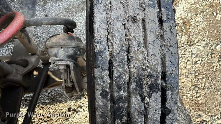 image for item FB3581 2006 Freightliner Classic semi truck