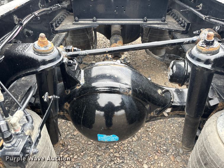 image for item FB5500 2020 Kenworth T680 semi truck