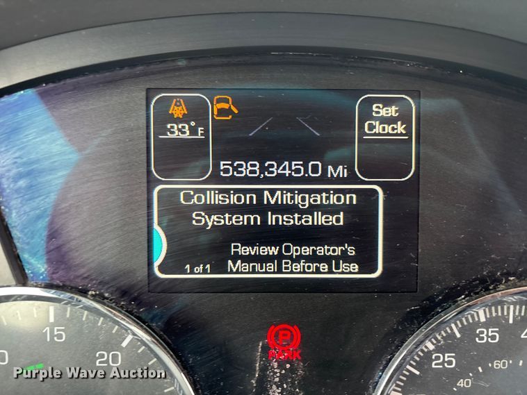 image for item FB5500 2020 Kenworth T680 semi truck