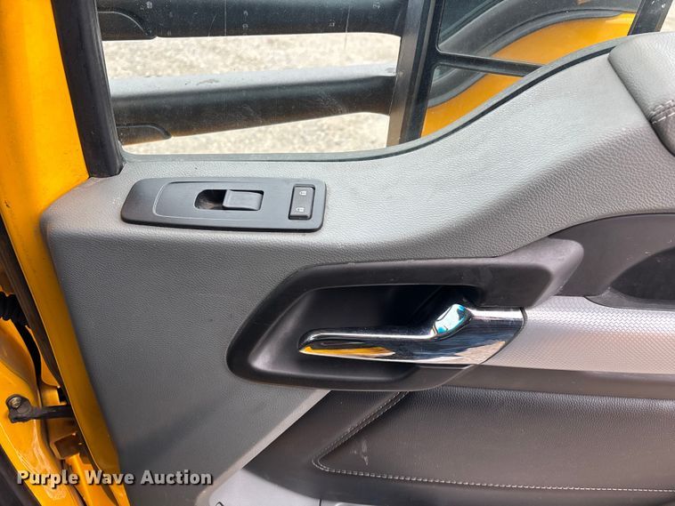 image for item FB5500 2020 Kenworth T680 semi truck