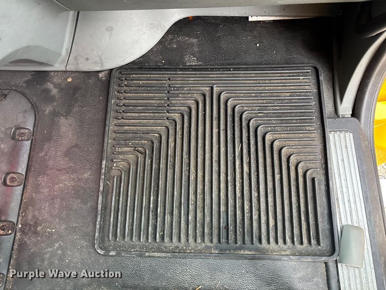 image for item FB5500 2020 Kenworth T680 semi truck