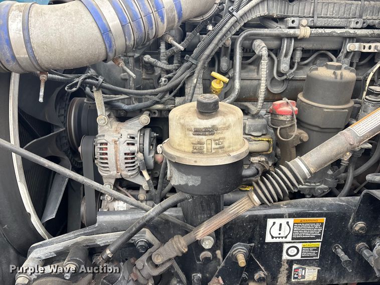 image for item FB5500 2020 Kenworth T680 semi truck