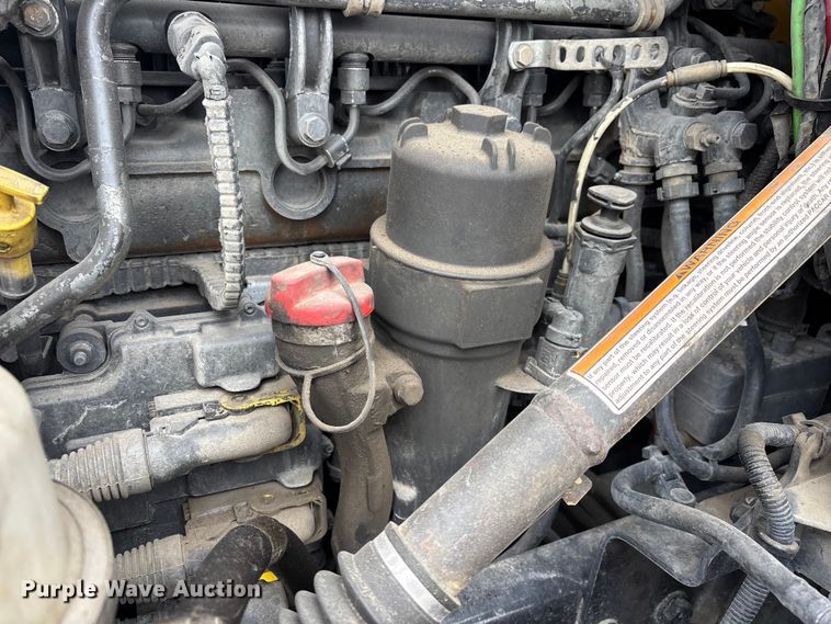 image for item FB5500 2020 Kenworth T680 semi truck