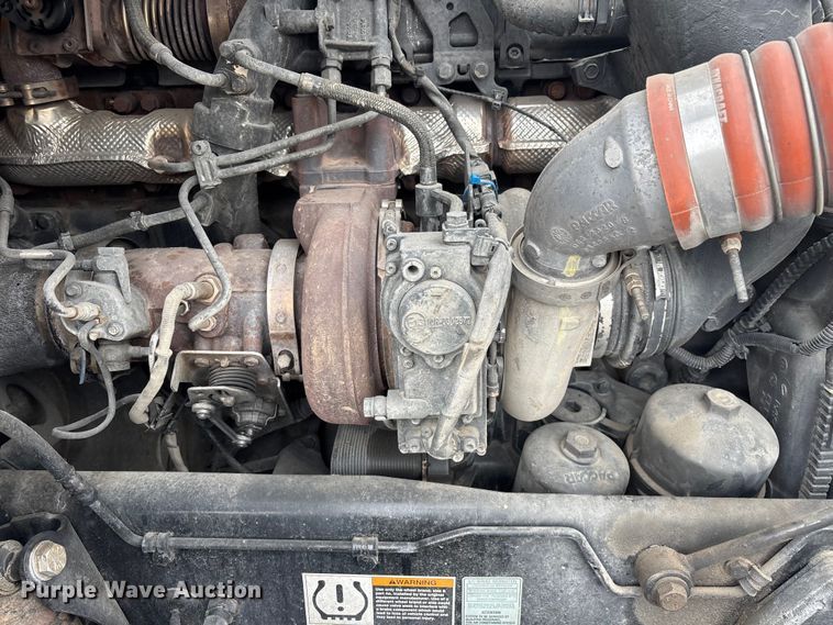 image for item FB5500 2020 Kenworth T680 semi truck