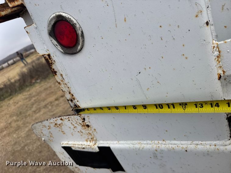 image for item FB6970 2007 Peterbilt 335 dump truck