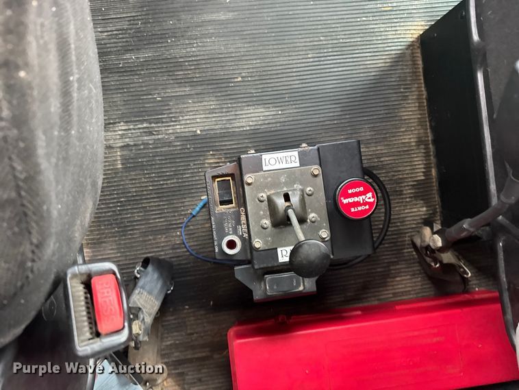 image for item FB6970 2007 Peterbilt 335 dump truck