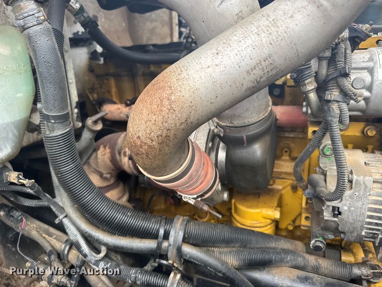 image for item FB6970 2007 Peterbilt 335 dump truck