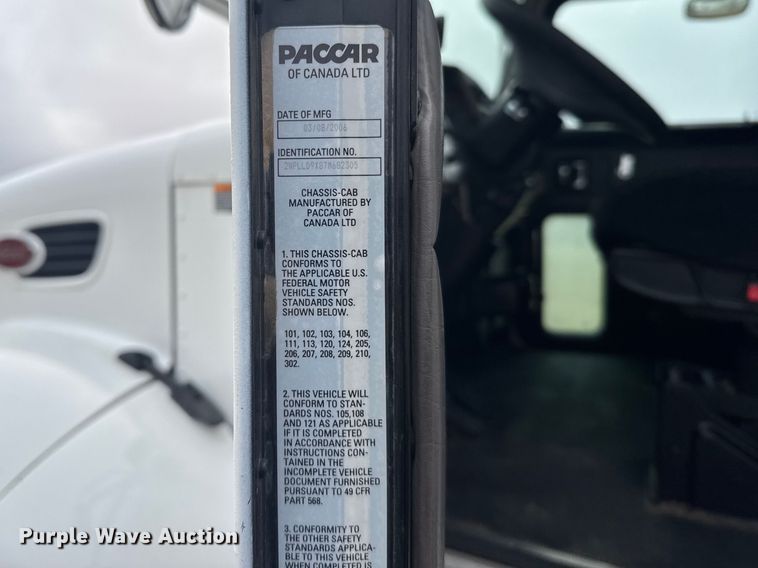 image for item FB6970 2007 Peterbilt 335 dump truck