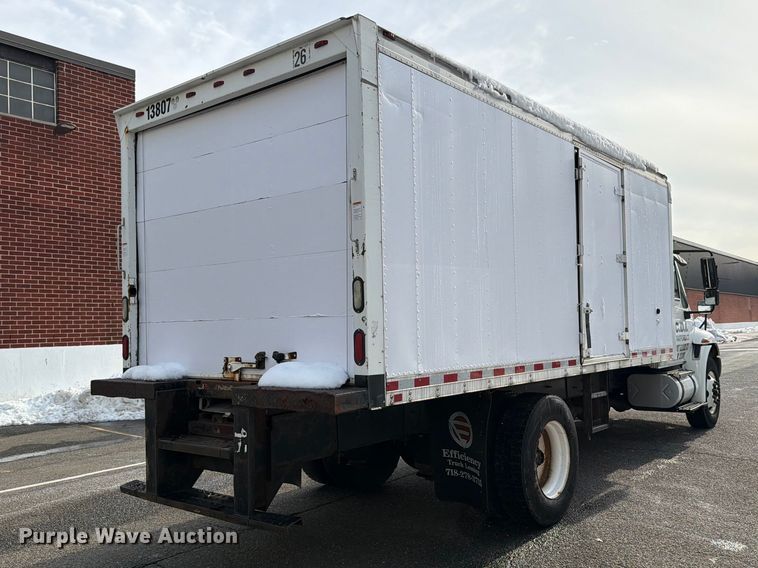 image for item FB7966 2013 International 4300 box truck