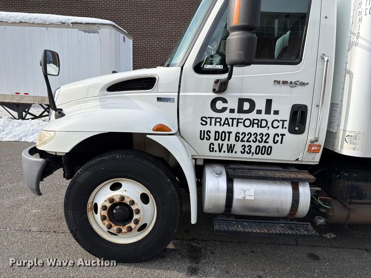 image for item FB7966 2013 International 4300 box truck