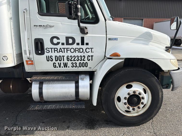 image for item FB7966 2013 International 4300 box truck