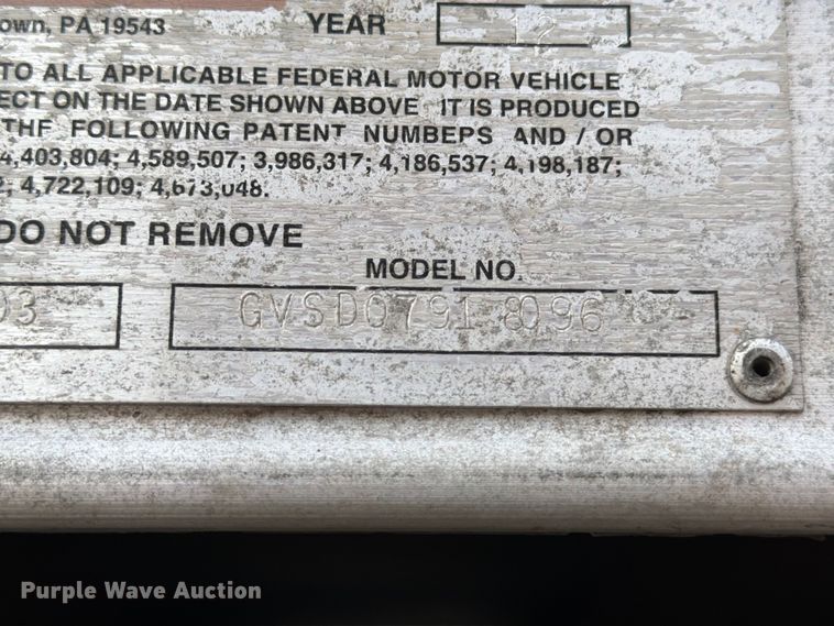 image for item FB7966 2013 International 4300 box truck