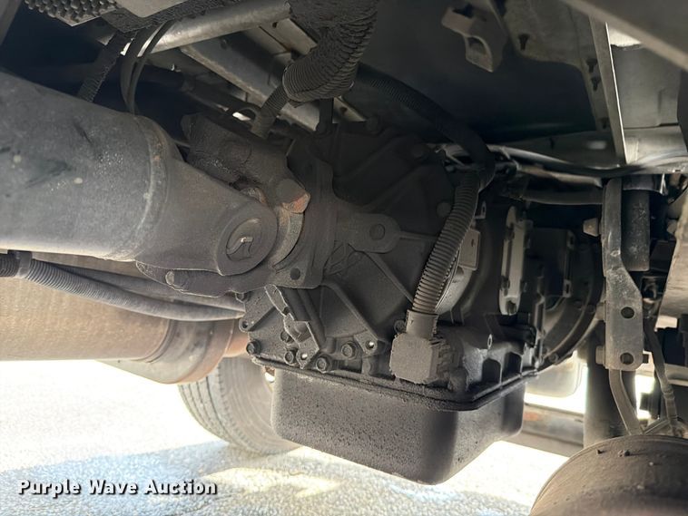 image for item FB7966 2013 International 4300 box truck