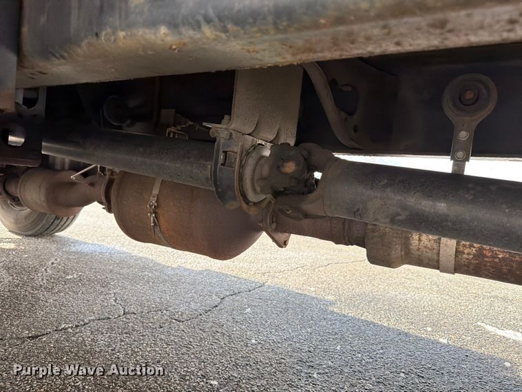 image for item FB7966 2013 International 4300 box truck