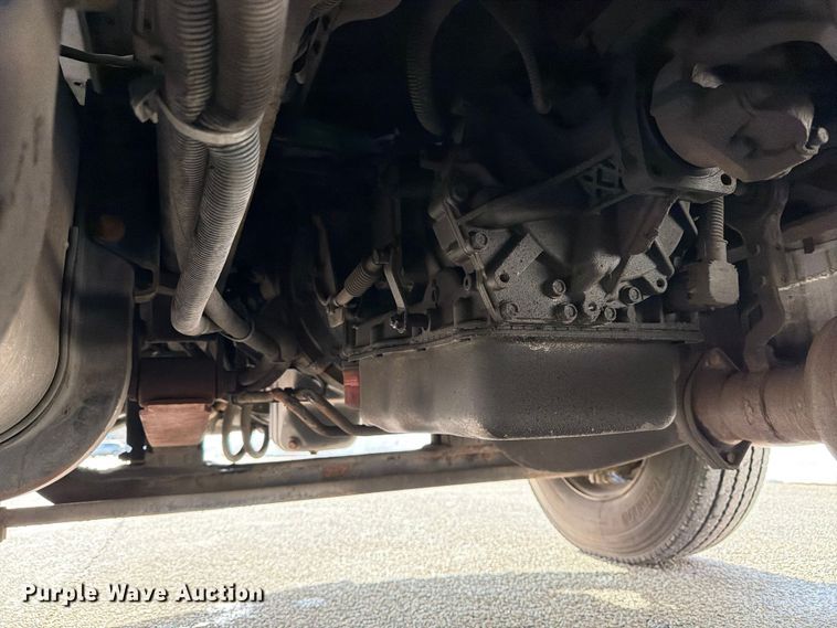 image for item FB7966 2013 International 4300 box truck