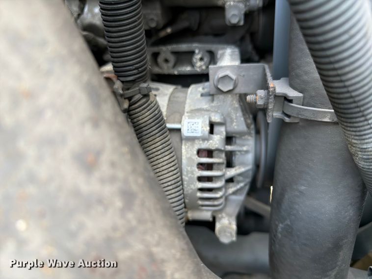 image for item FB7966 2013 International 4300 box truck