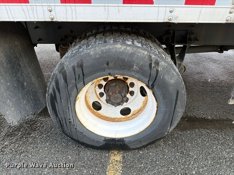 image for item FB7966 2013 International 4300 box truck