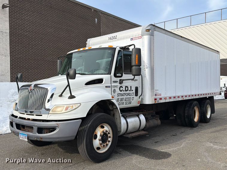 image for item FB7967 2014 International 4300 box truck