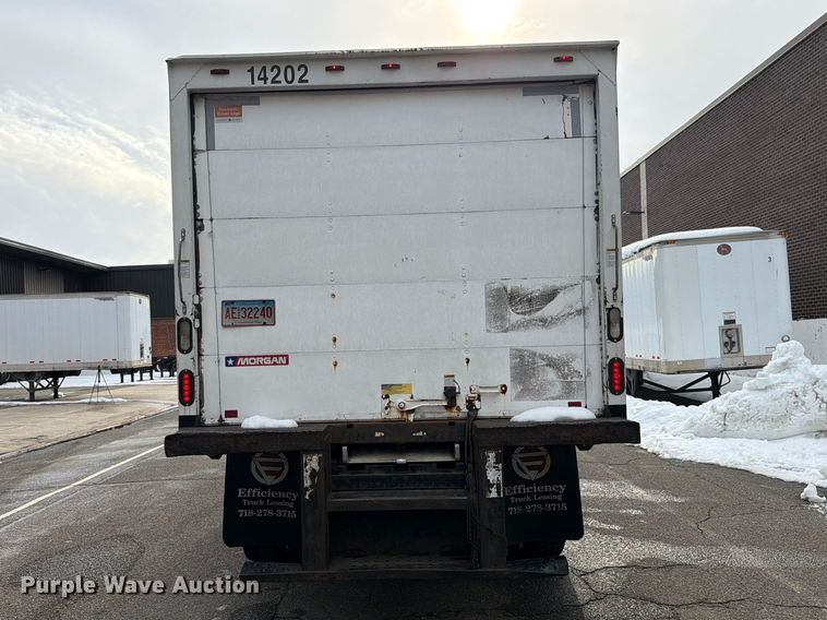 image for item FB7967 2014 International 4300 box truck