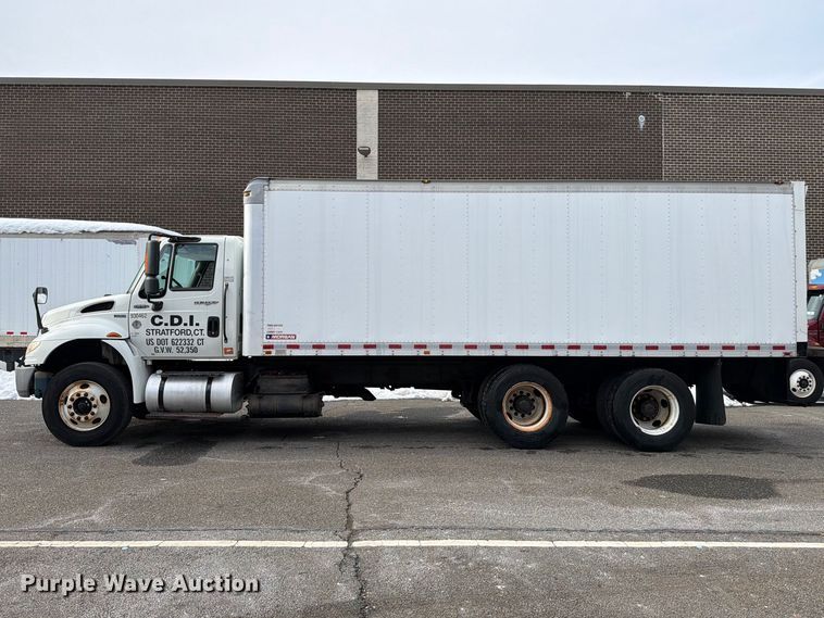 image for item FB7967 2014 International 4300 box truck