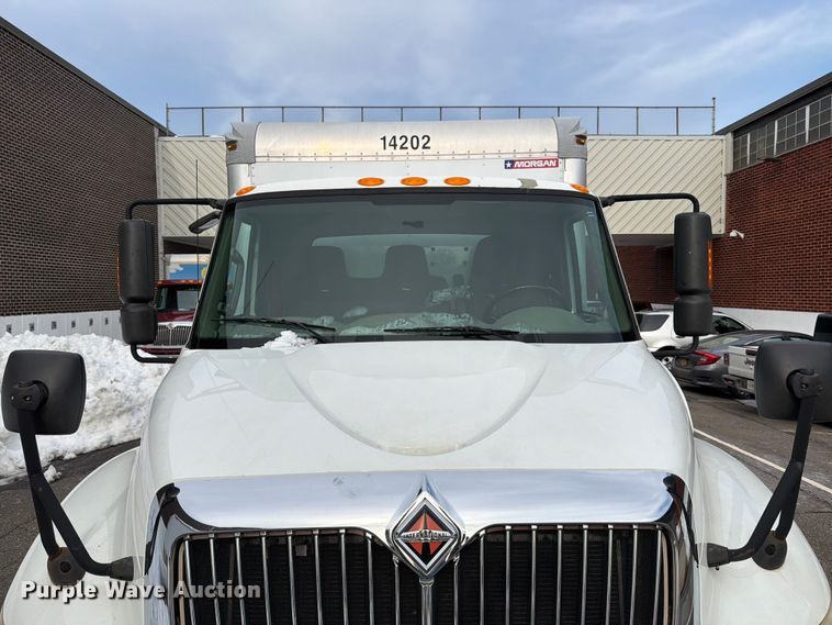 image for item FB7967 2014 International 4300 box truck