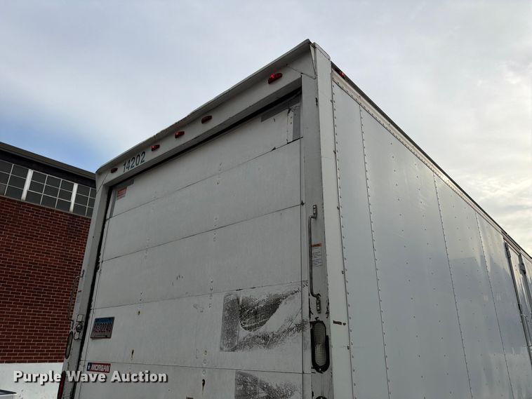 image for item FB7967 2014 International 4300 box truck