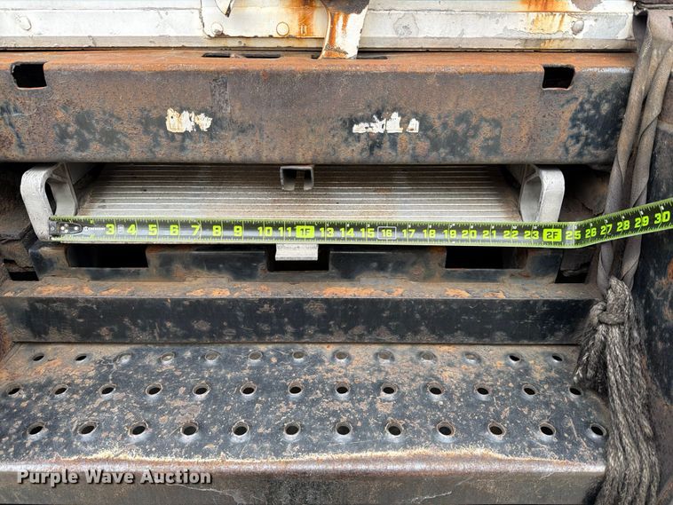 image for item FB7967 2014 International 4300 box truck