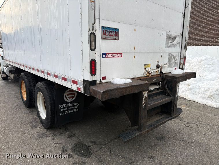 image for item FB7967 2014 International 4300 box truck