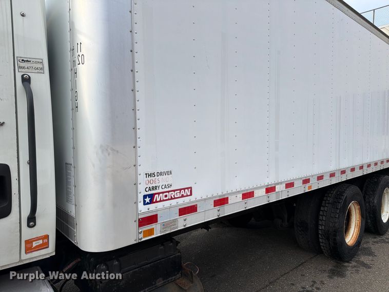 image for item FB7967 2014 International 4300 box truck