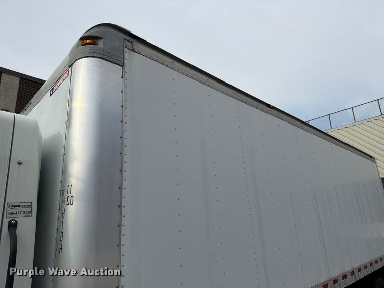 image for item FB7967 2014 International 4300 box truck