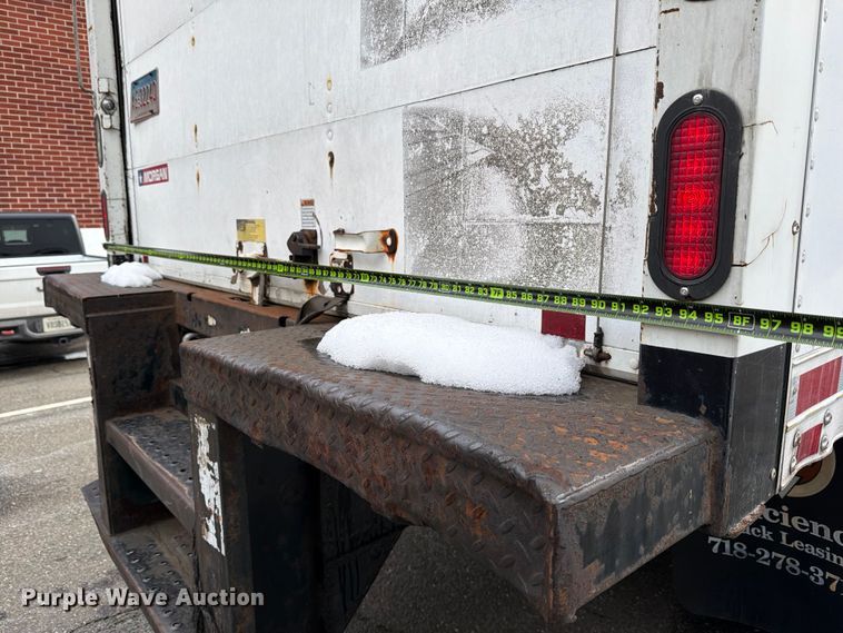 image for item FB7967 2014 International 4300 box truck