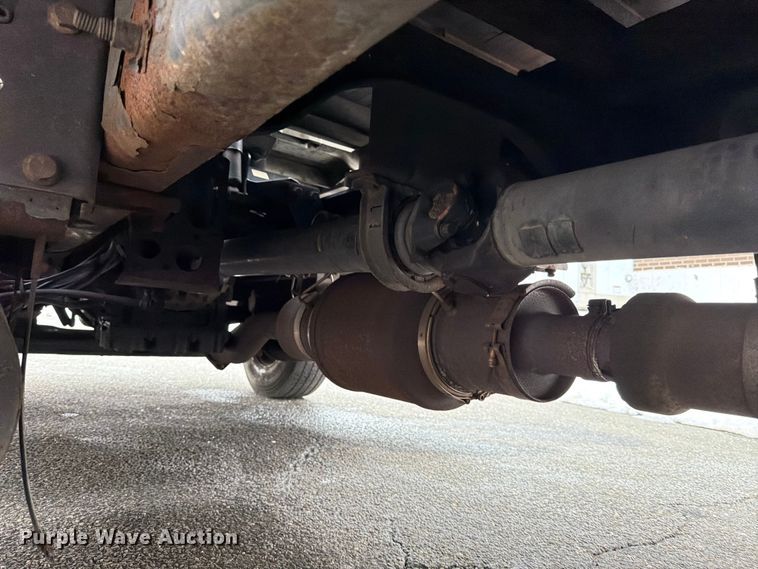 image for item FB7967 2014 International 4300 box truck