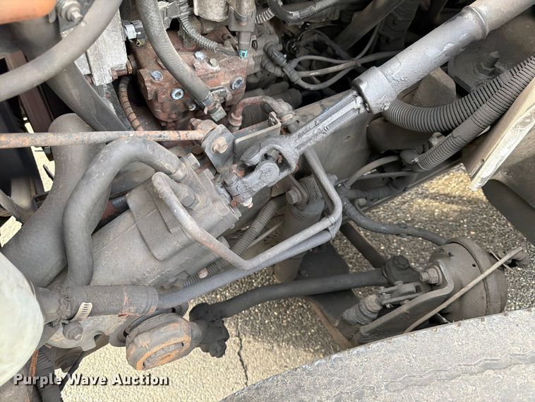 image for item FB7967 2014 International 4300 box truck