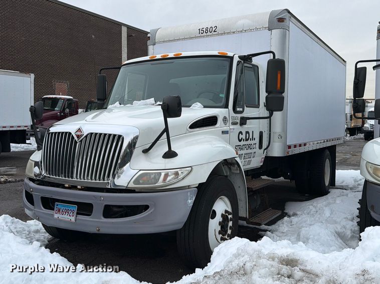 image for item FB7968 2015 International 4300 box truck