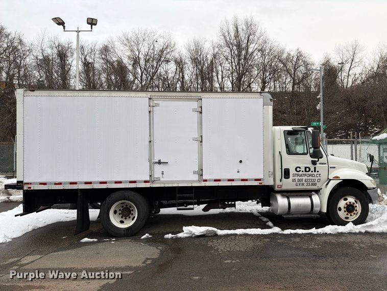 image for item FB7968 2015 International 4300 box truck