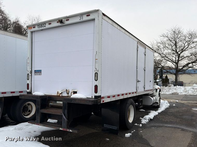 image for item FB7968 2015 International 4300 box truck