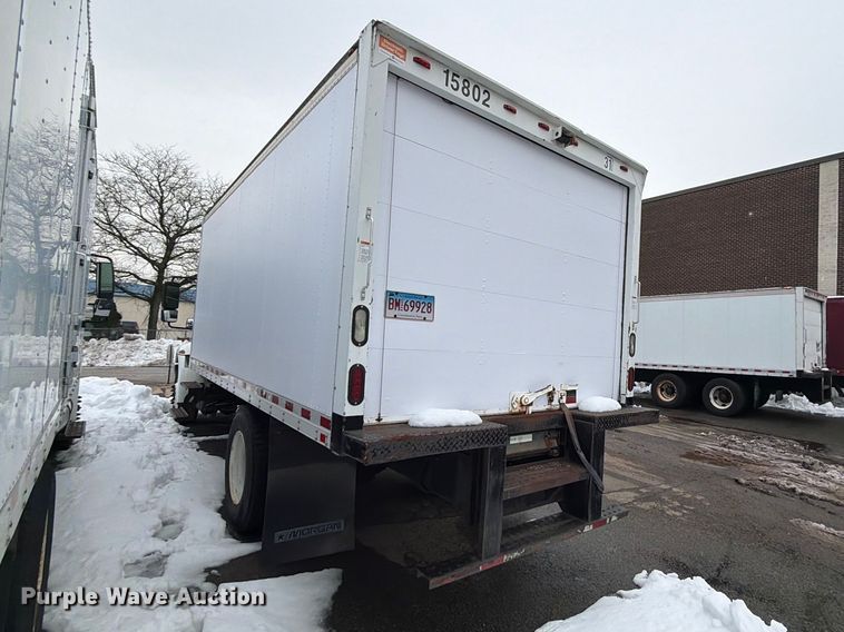 image for item FB7968 2015 International 4300 box truck