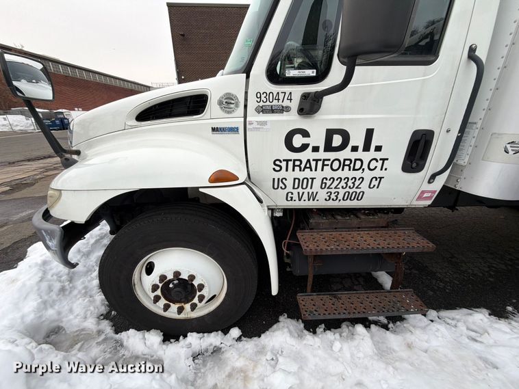 image for item FB7968 2015 International 4300 box truck