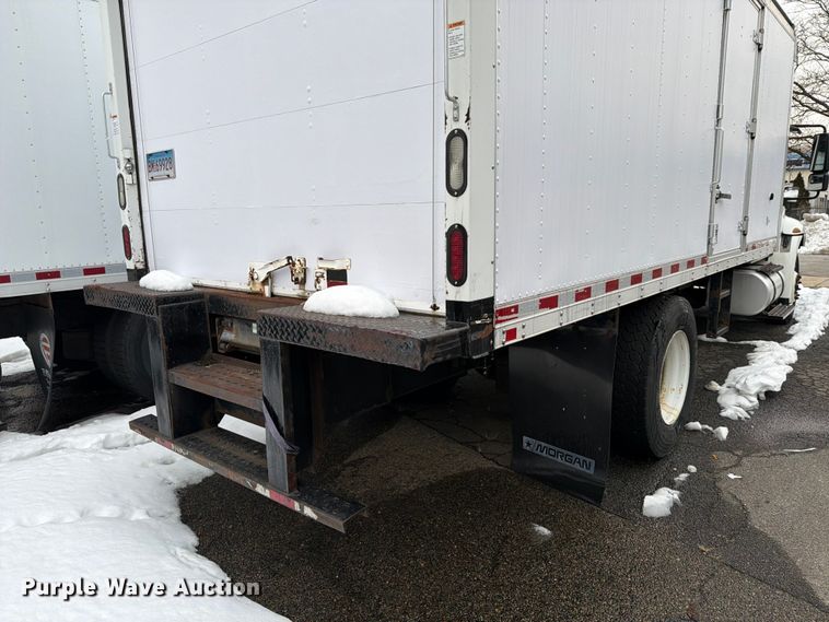 image for item FB7968 2015 International 4300 box truck